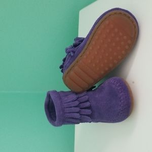 Minne tonka purple baby moccasin boots never worn